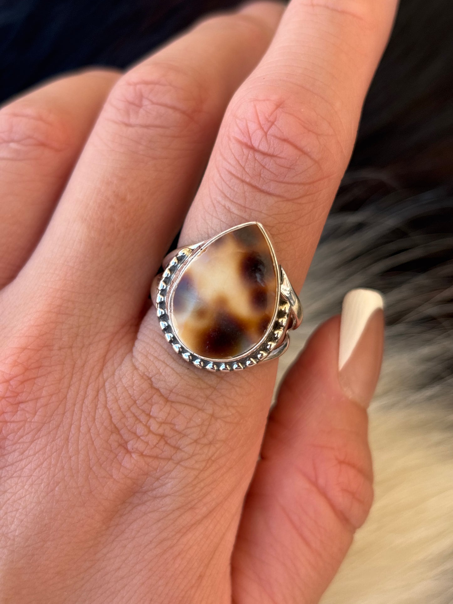 Native American, Hand-Made, Cowrie & Sterling Silver Ring