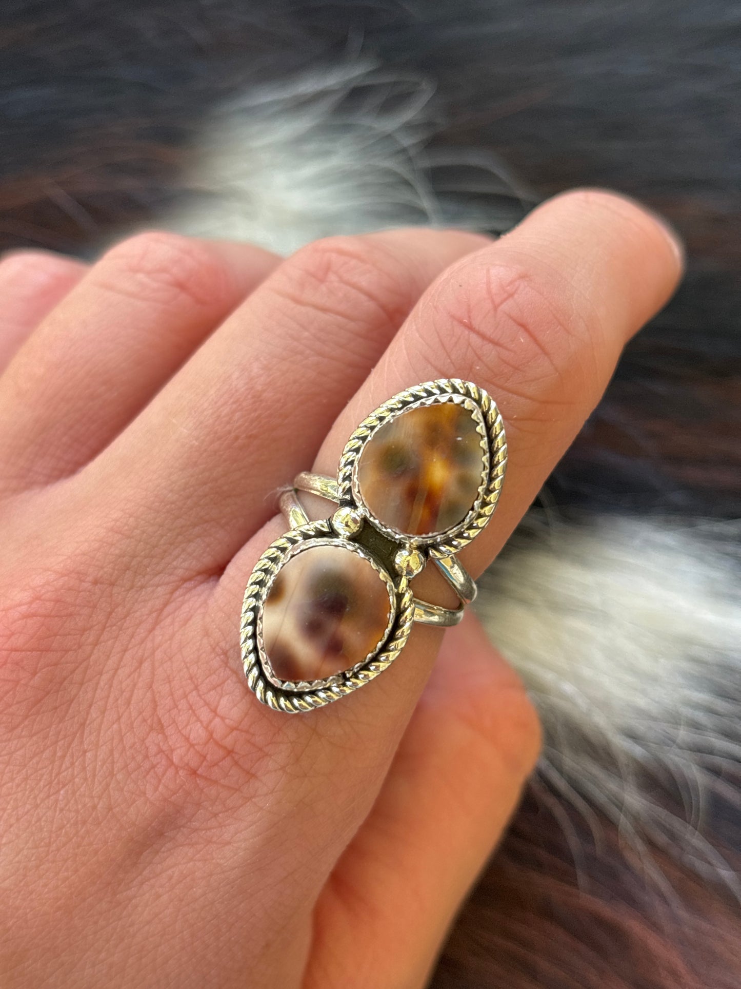 Native American, Hand-Made, Cowrie & Sterling Silver Ring