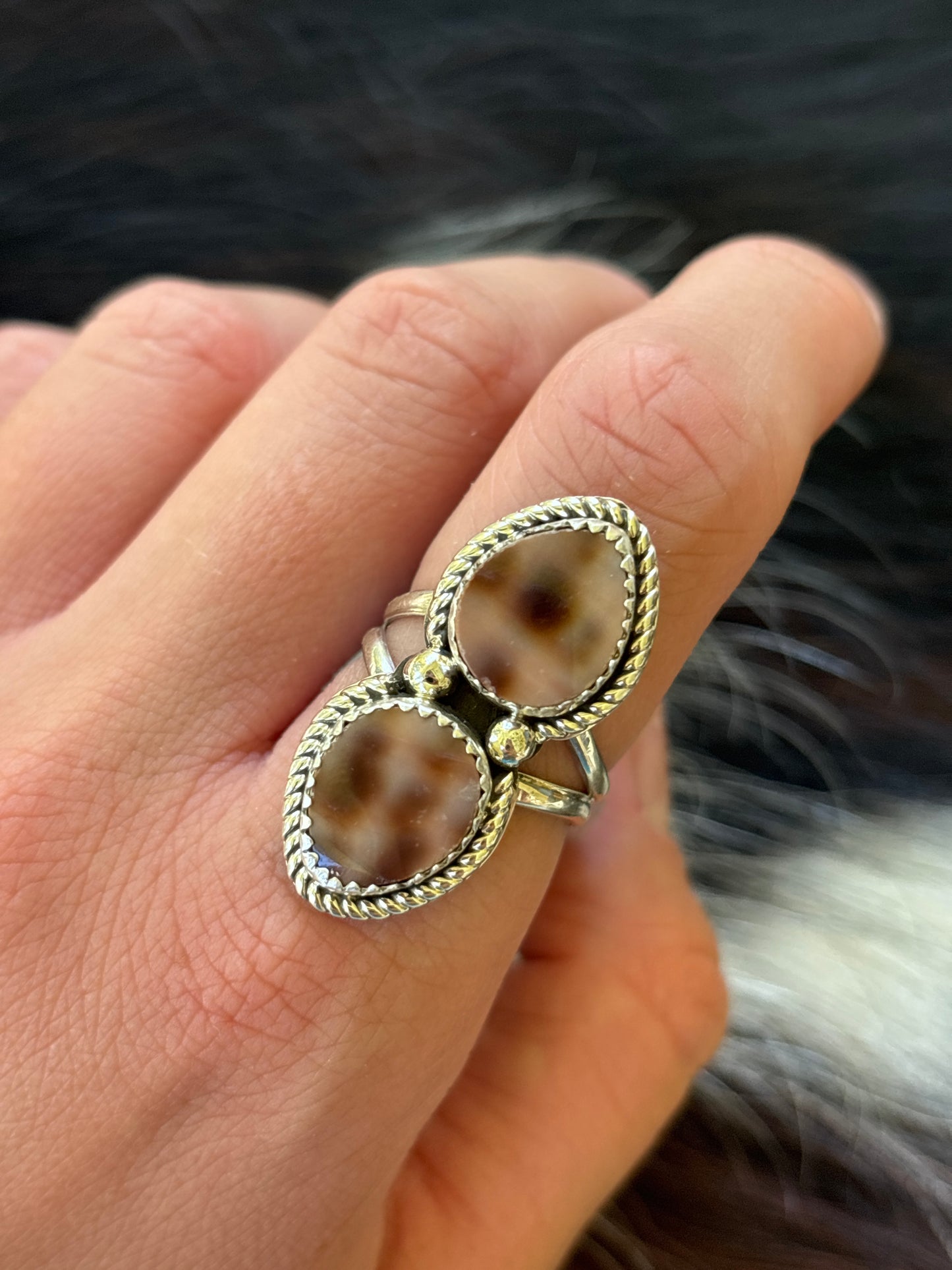 Native American, Hand-Made, Cowrie & Sterling Silver Ring