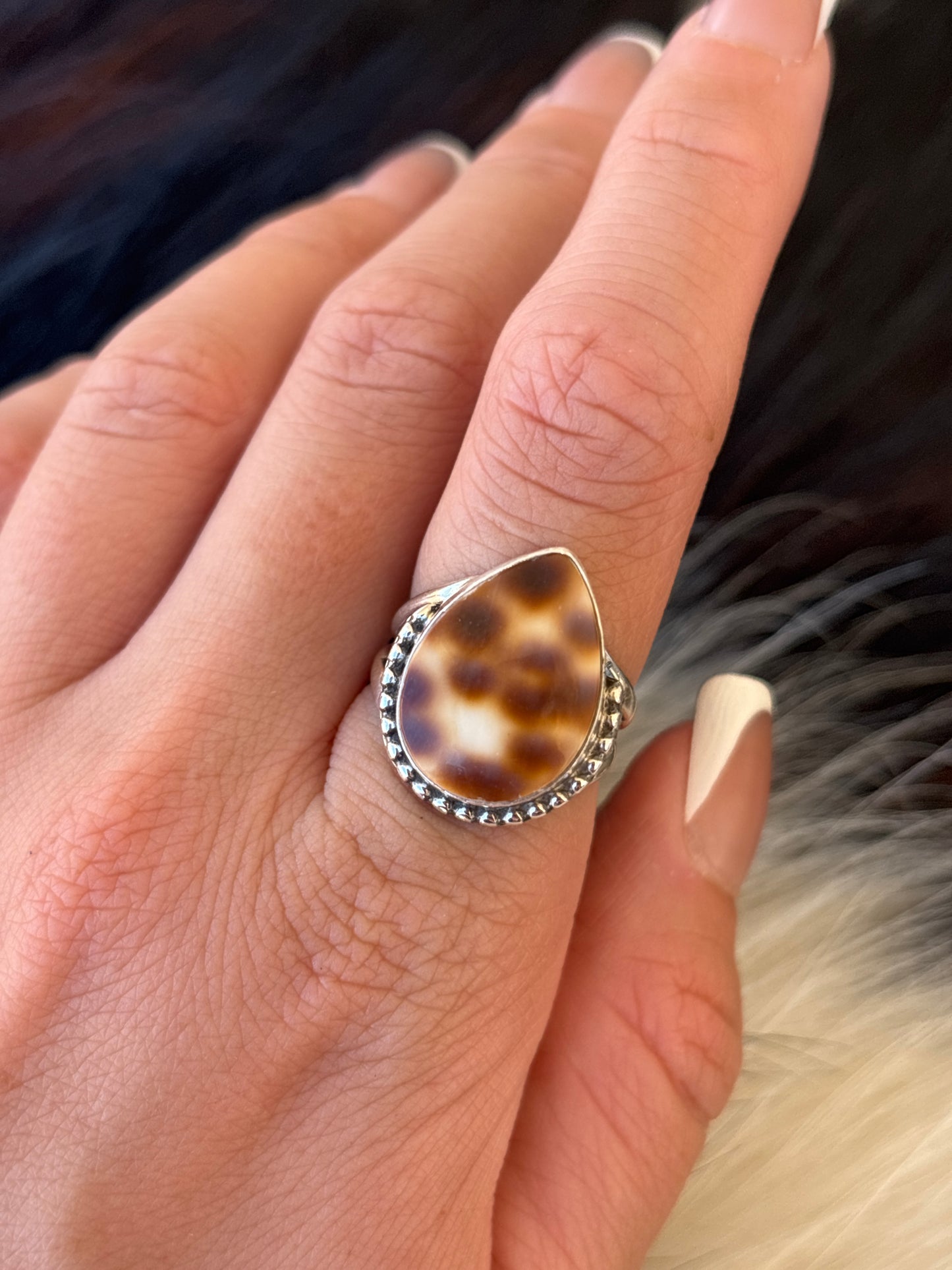 Native American, Hand-Made, Cowrie & Sterling Silver Ring