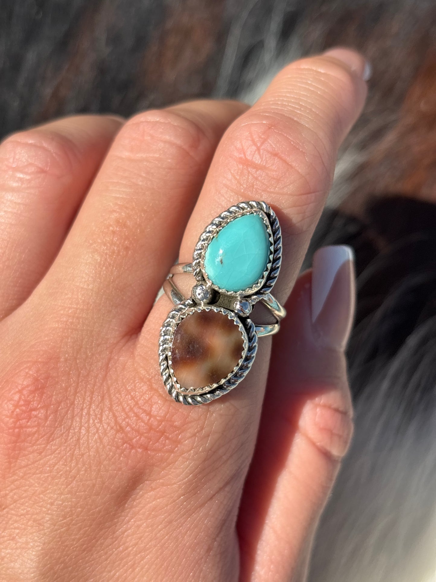 Native American, Hand-Made, Turquoise, Cowrie & Sterling Silver Ring
