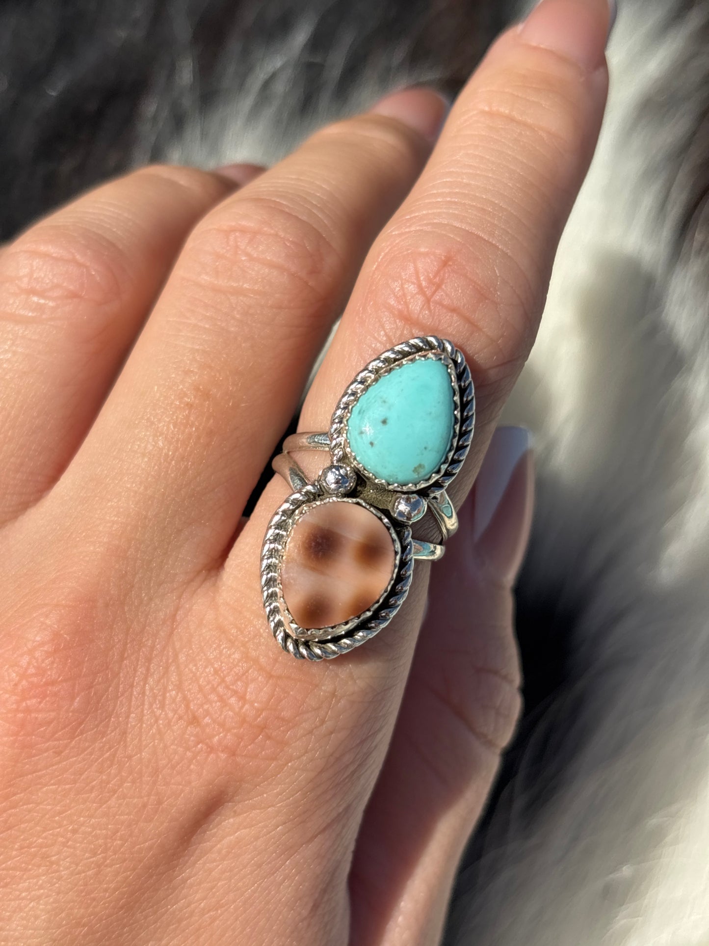Native American, Hand-Made, Turquoise, Cowrie & Sterling Silver Ring