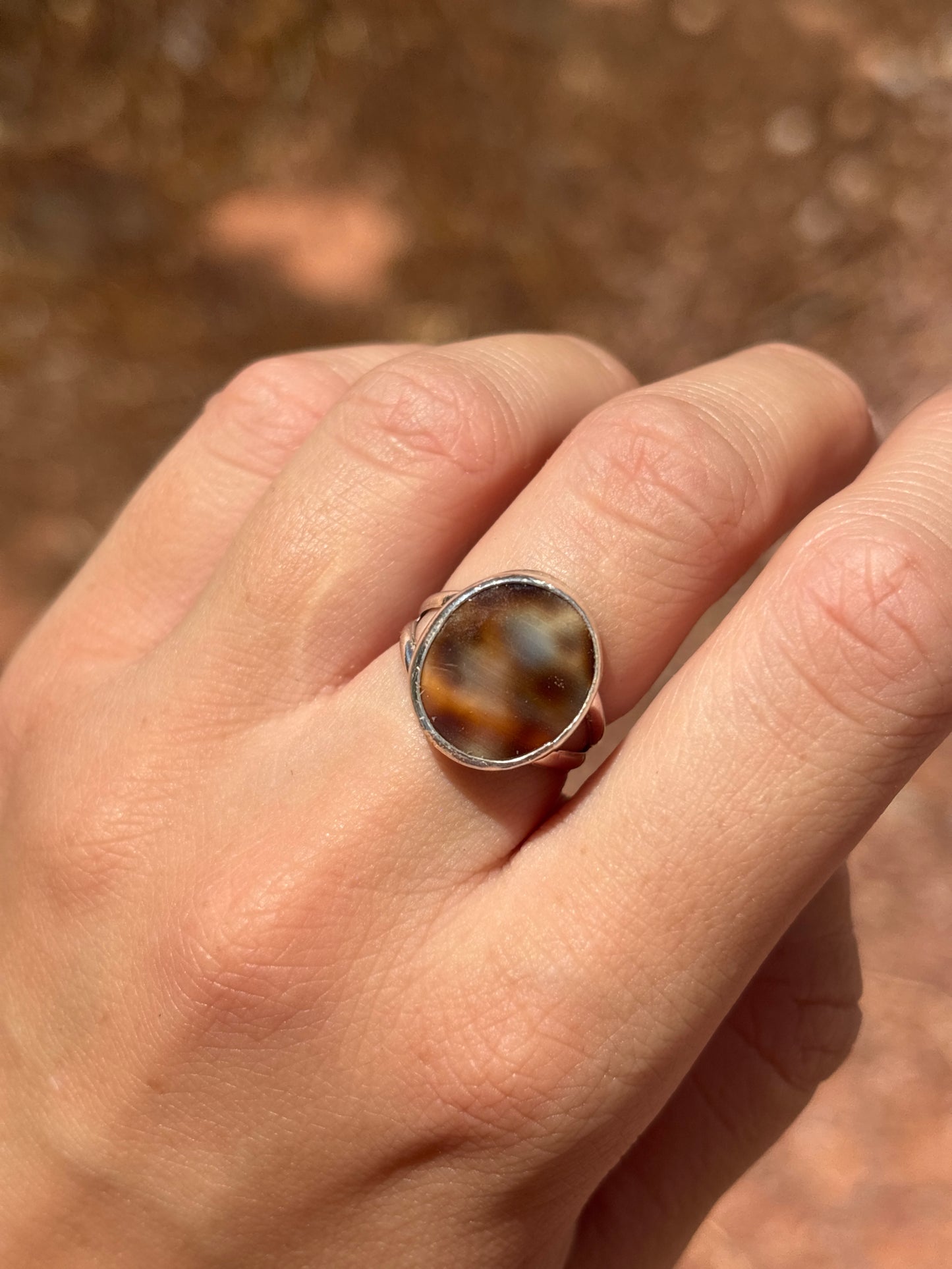Native American, Hand-Made, Cowrie & Sterling Silver Ring