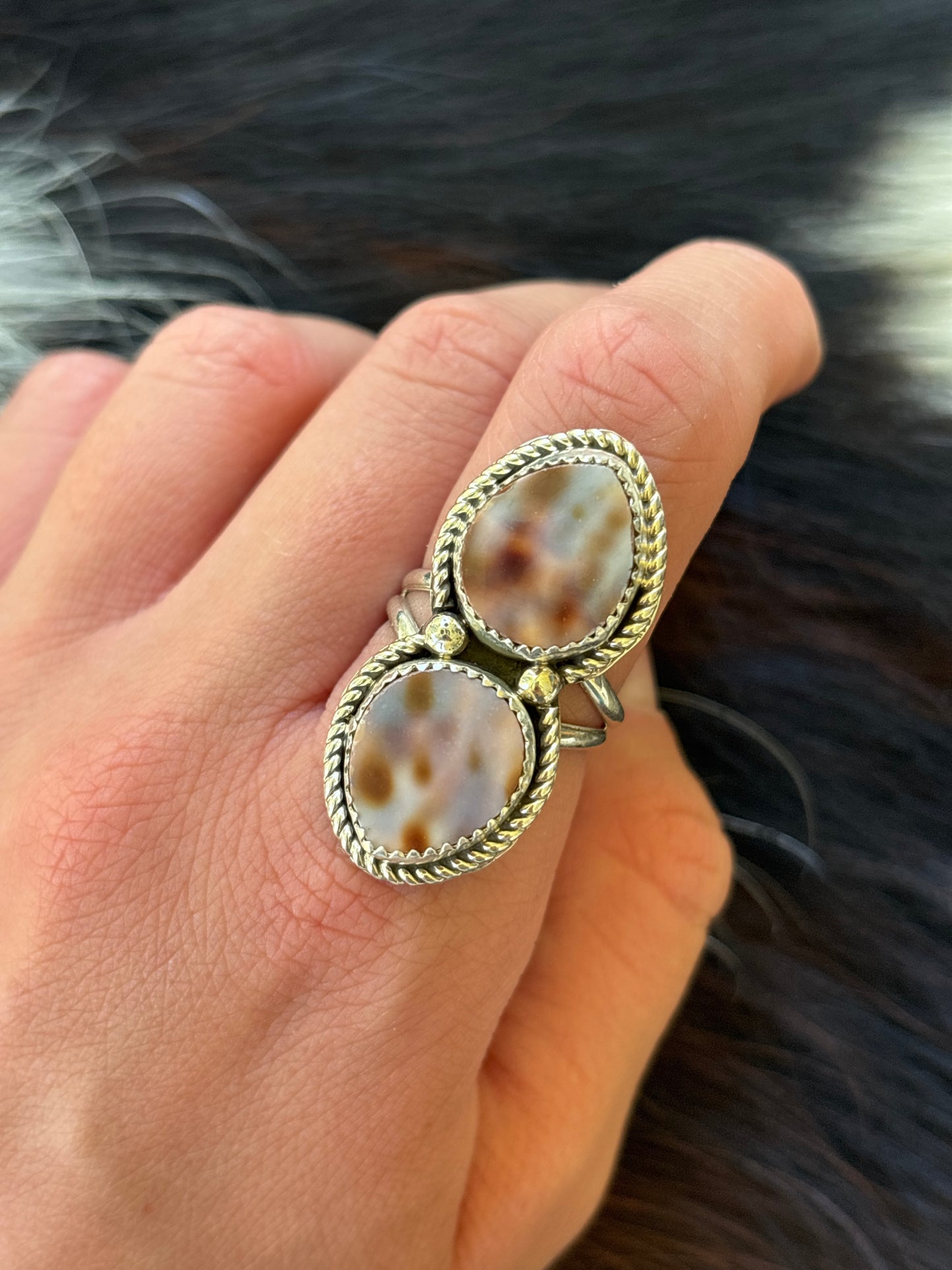Native American, Hand-Made, Cowrie & Sterling Silver Ring
