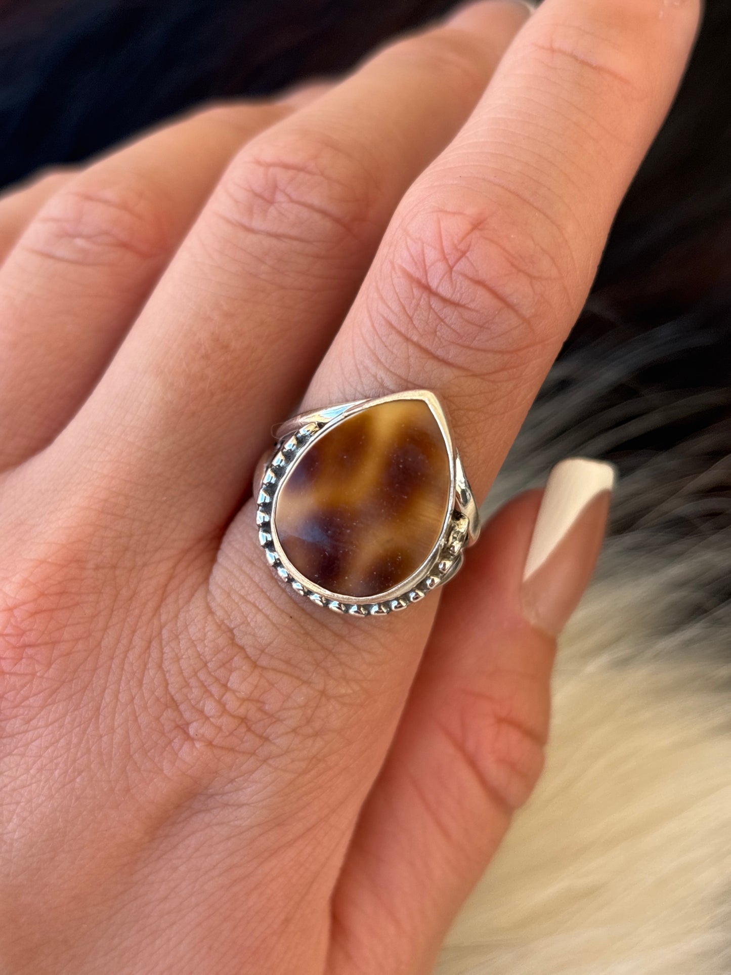 Native American, Hand-Made, Cowrie & Sterling Silver Ring