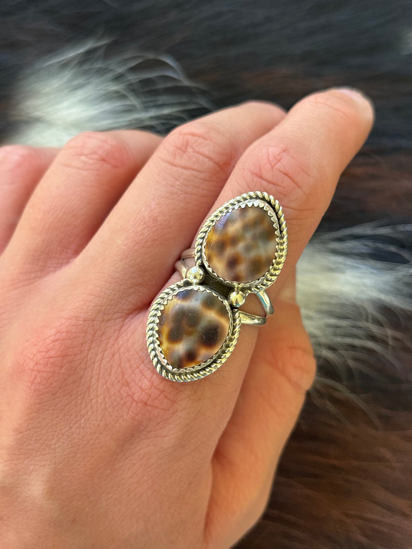 Native American, Hand-Made, Cowrie & Sterling Silver Ring