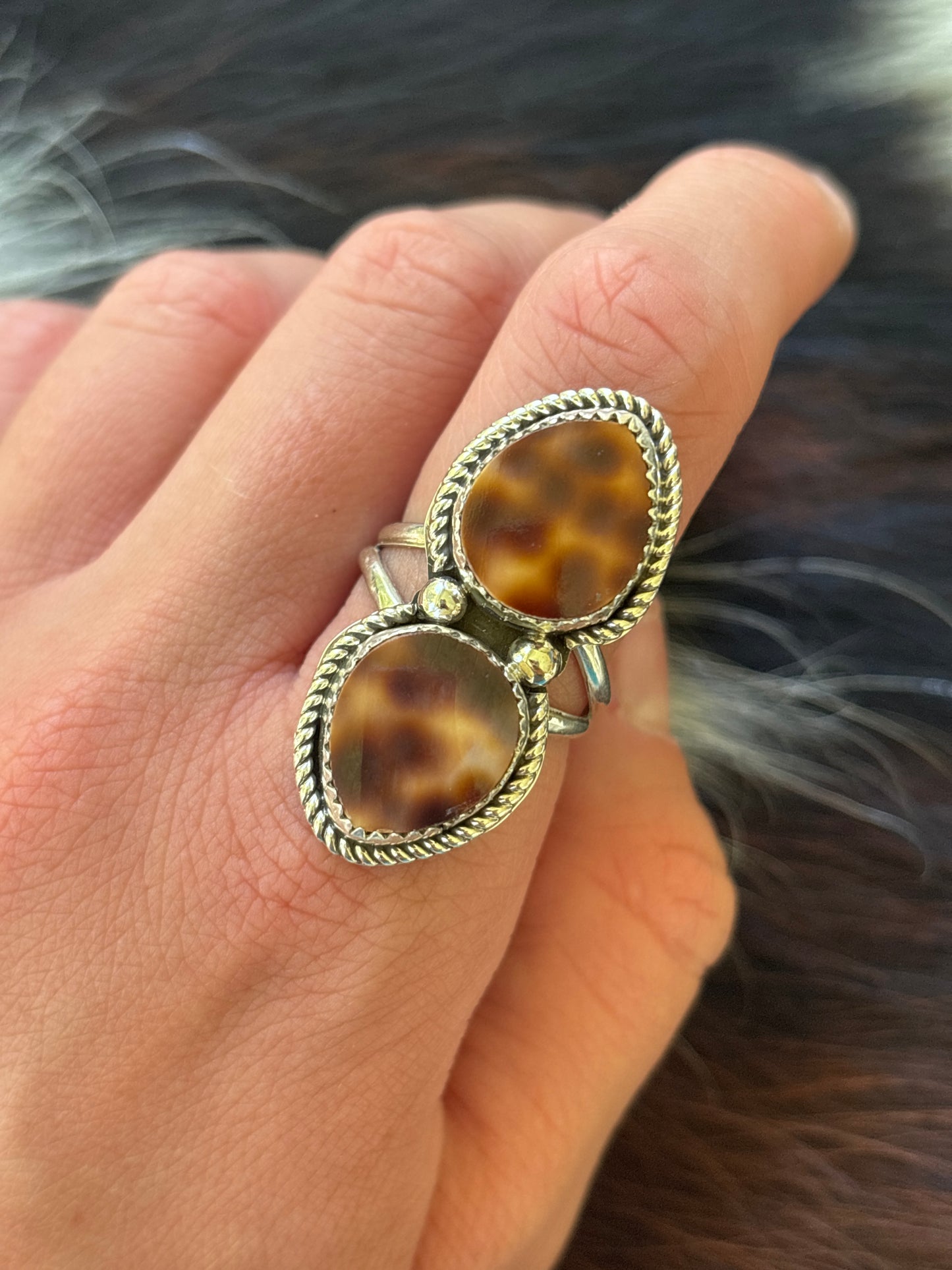 Native American, Hand-Made, Cowrie & Sterling Silver Ring