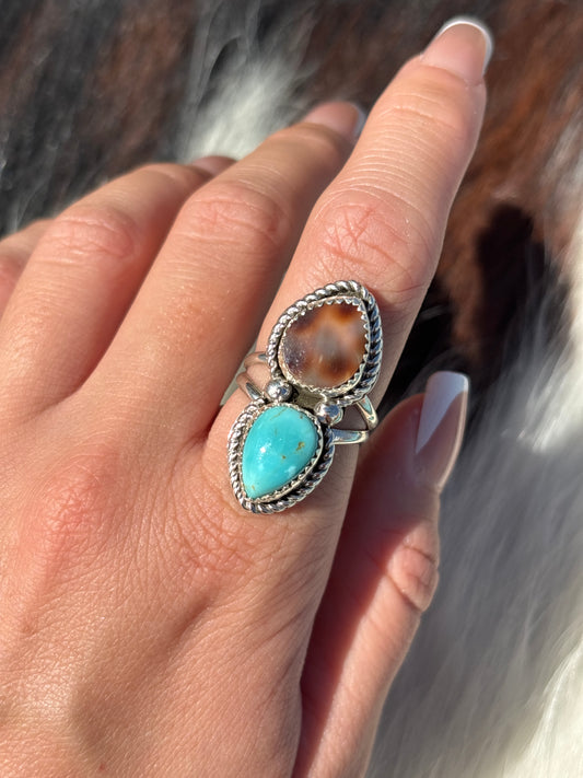 Native American, Hand-Made, Turquoise, Cowrie & Sterling Silver  Ring