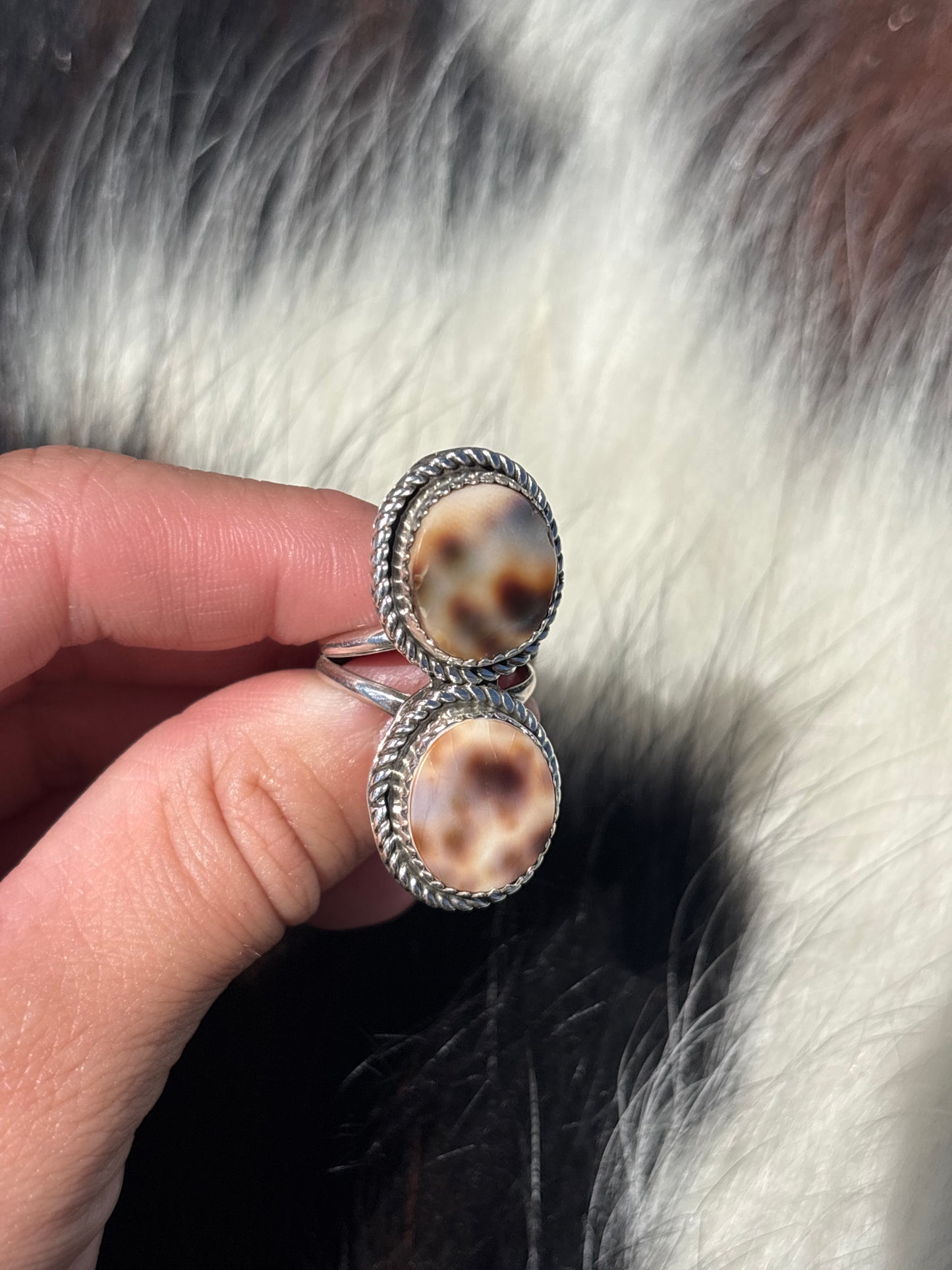 Native American, Hand-Made, Cowrie & Sterling Silver Ring