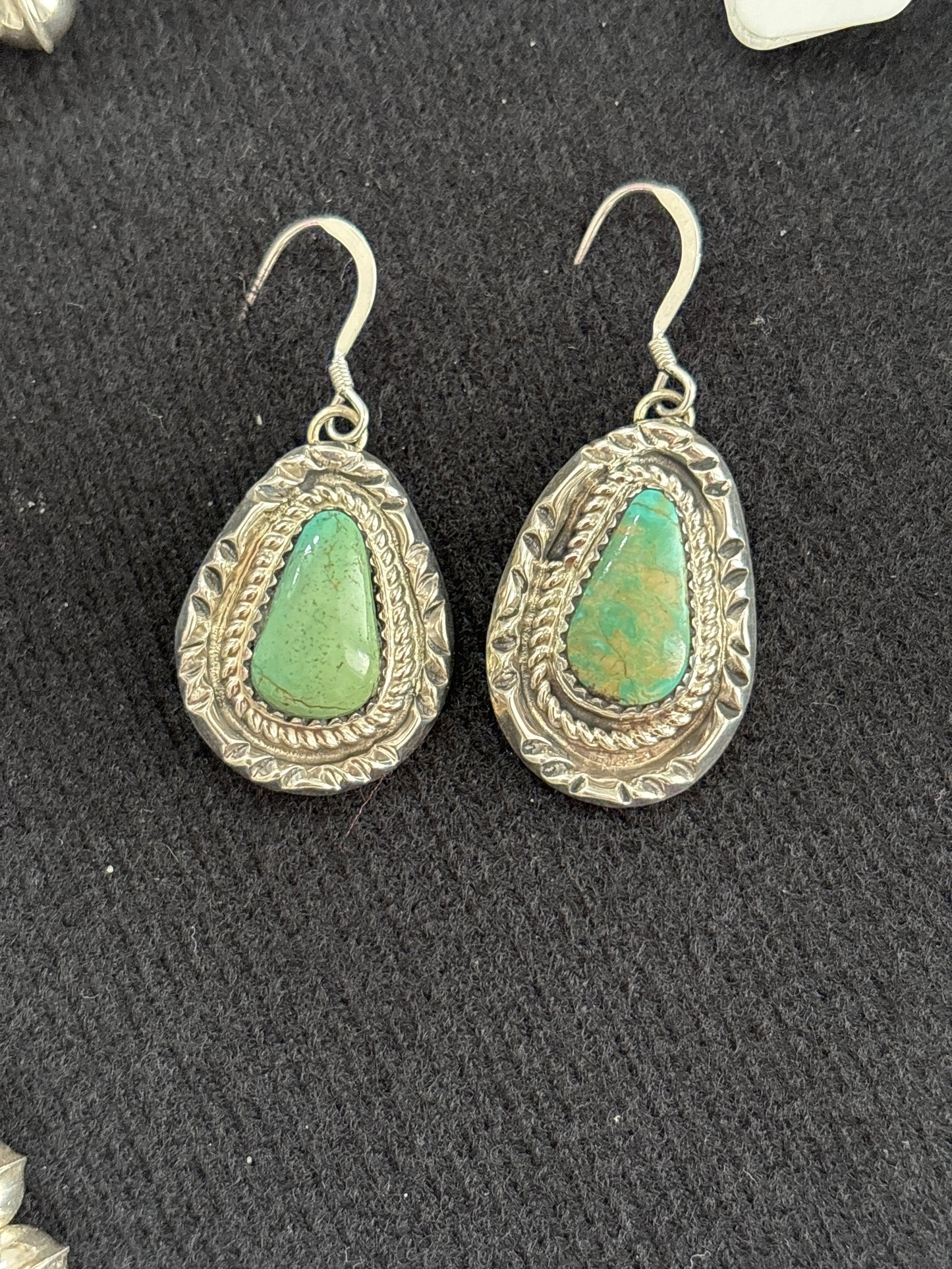 Native American, Kingmam Turquoise Squash Necklace & Earrings Set