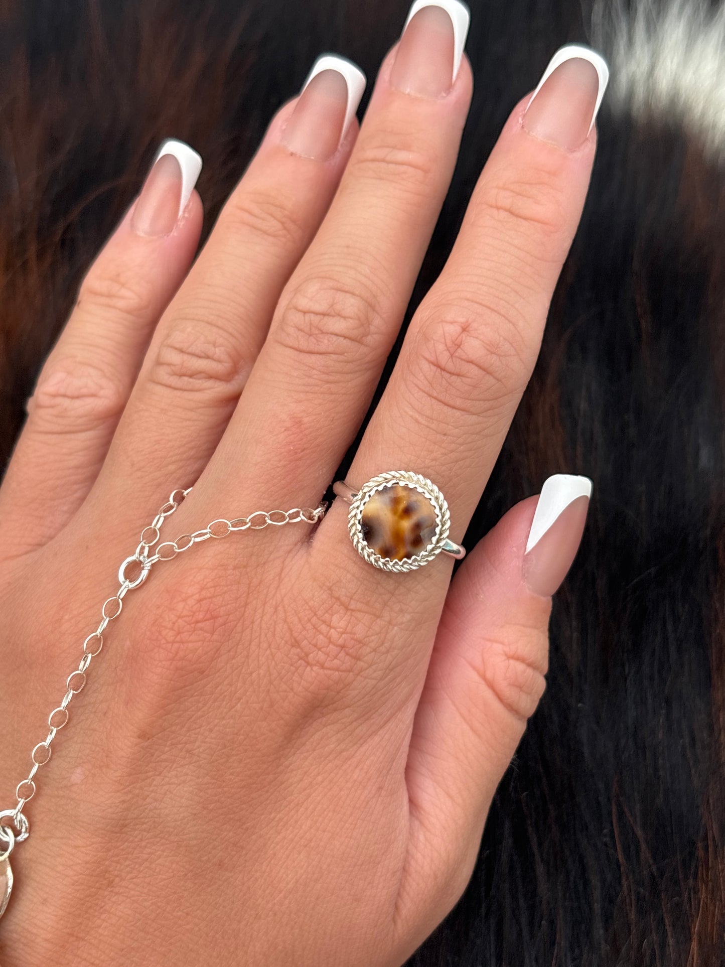 Native American, Hand-Made, Cowrie & Sterling Silver Ring