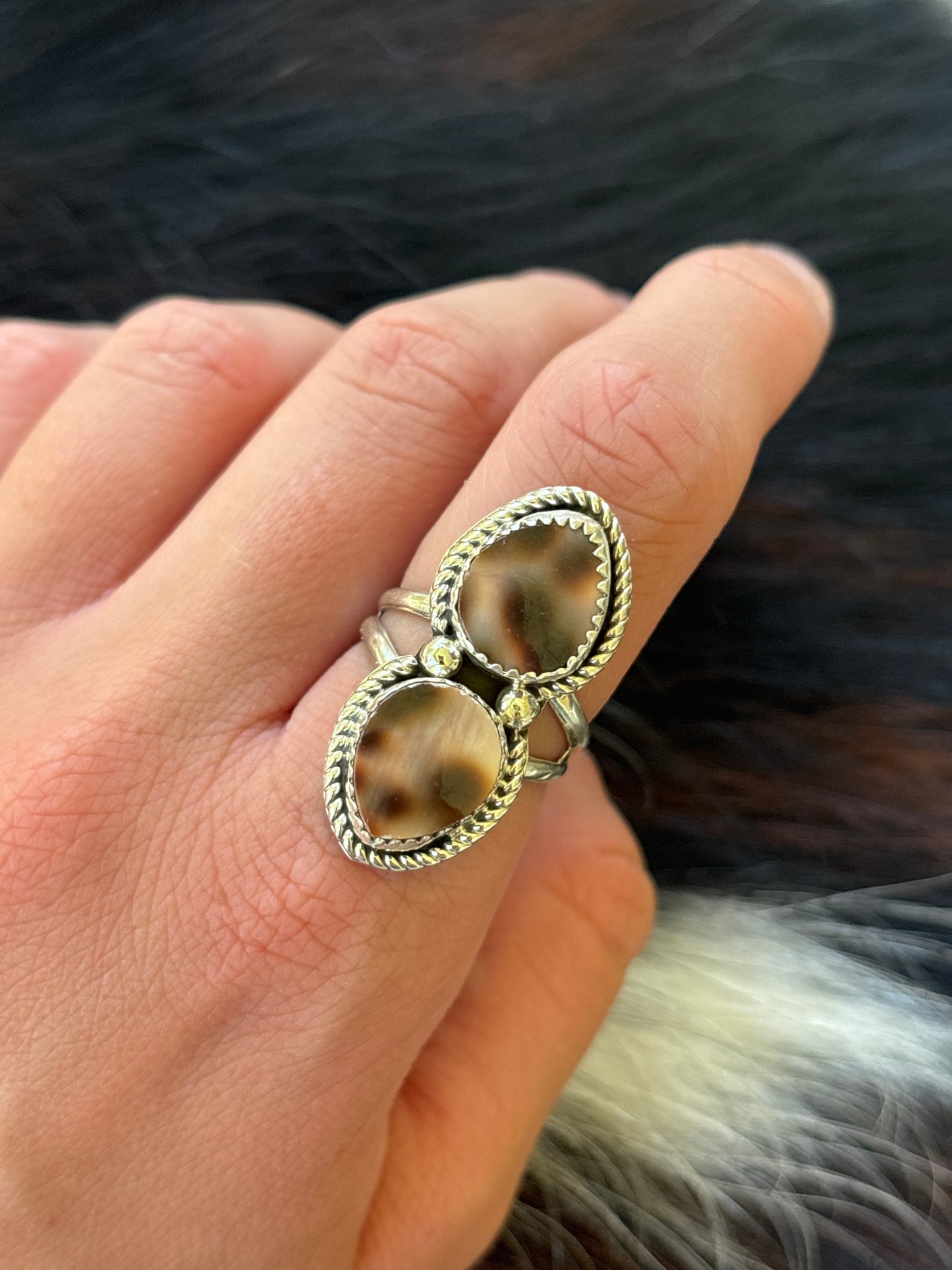 Native American, Hand-Made, Cowrie & Sterling Silver Ring