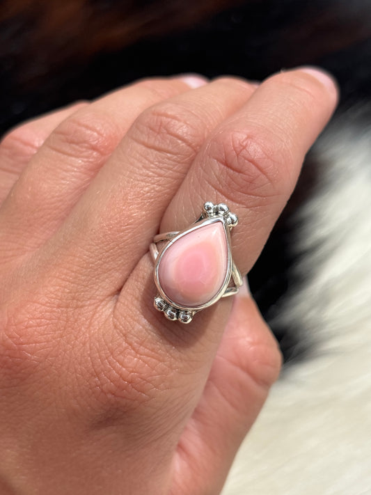 Native American, Hand-Made, Pink Conch & Sterling Silver Ring