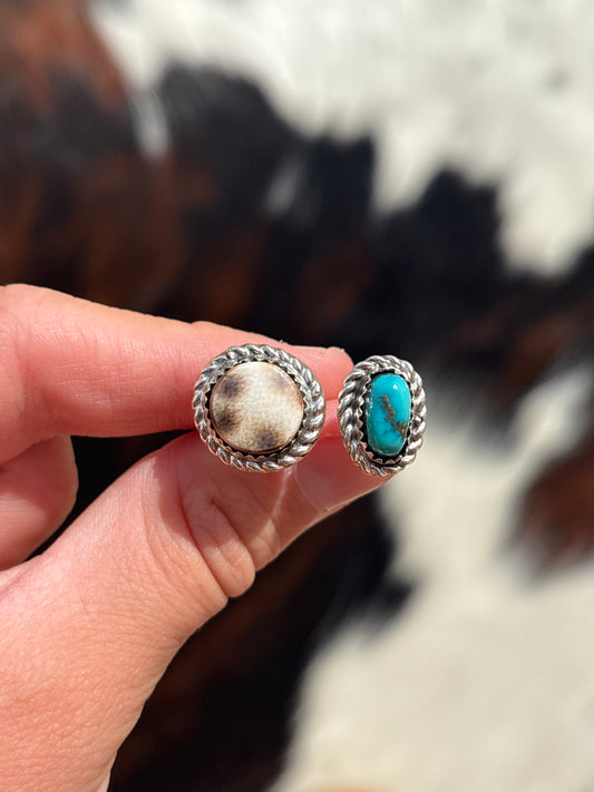 Native American, Hand-Made, Turquoise, Cowrie & Sterling Silver  Adjustable Ring