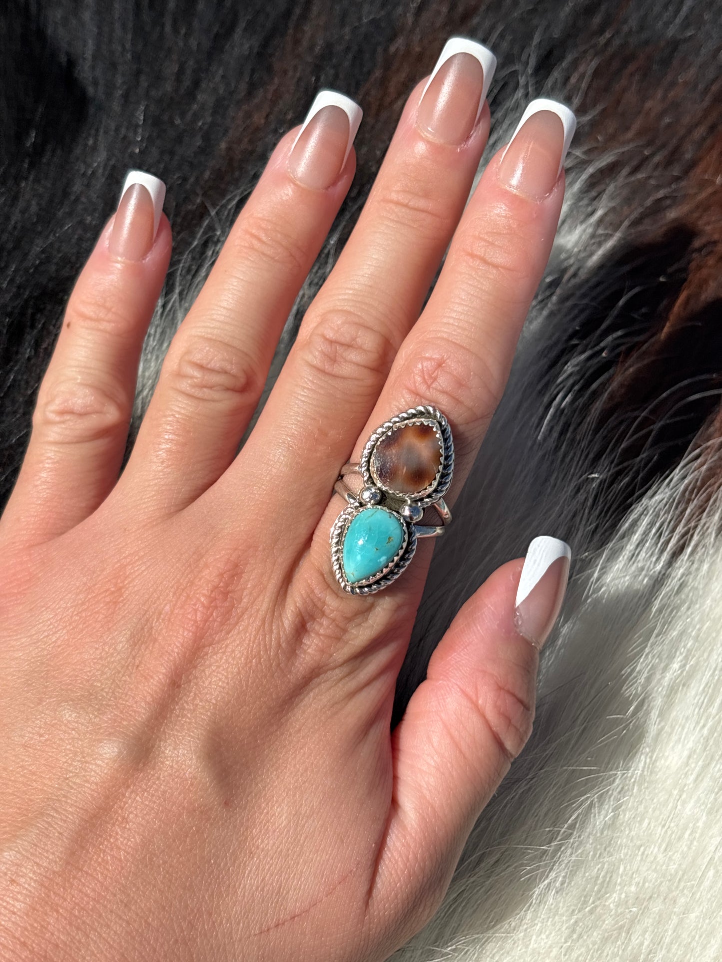 Native American, Hand-Made, Turquoise, Cowrie & Sterling Silver  Ring