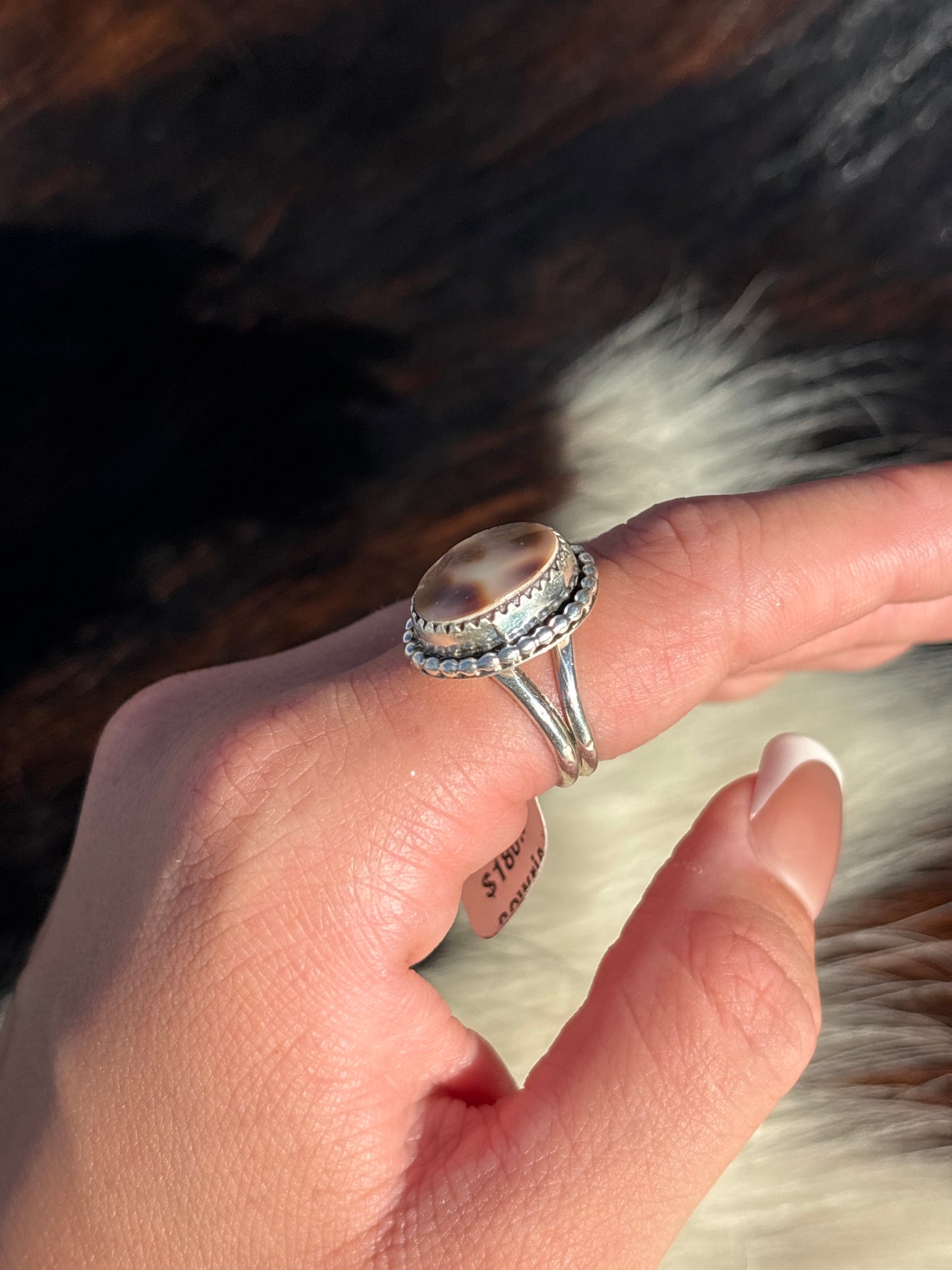Native American, Hand-Made, Cowrie & Sterling Silver Ring