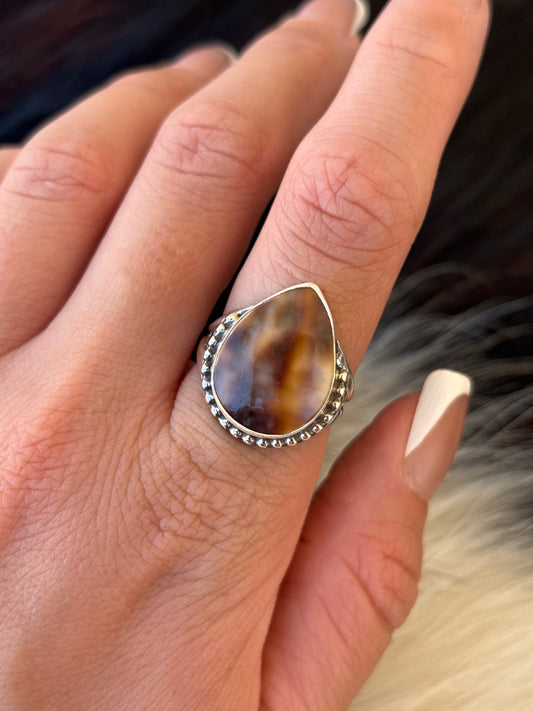 Native American, Hand-Made, Cowrie & Sterling Silver Ring