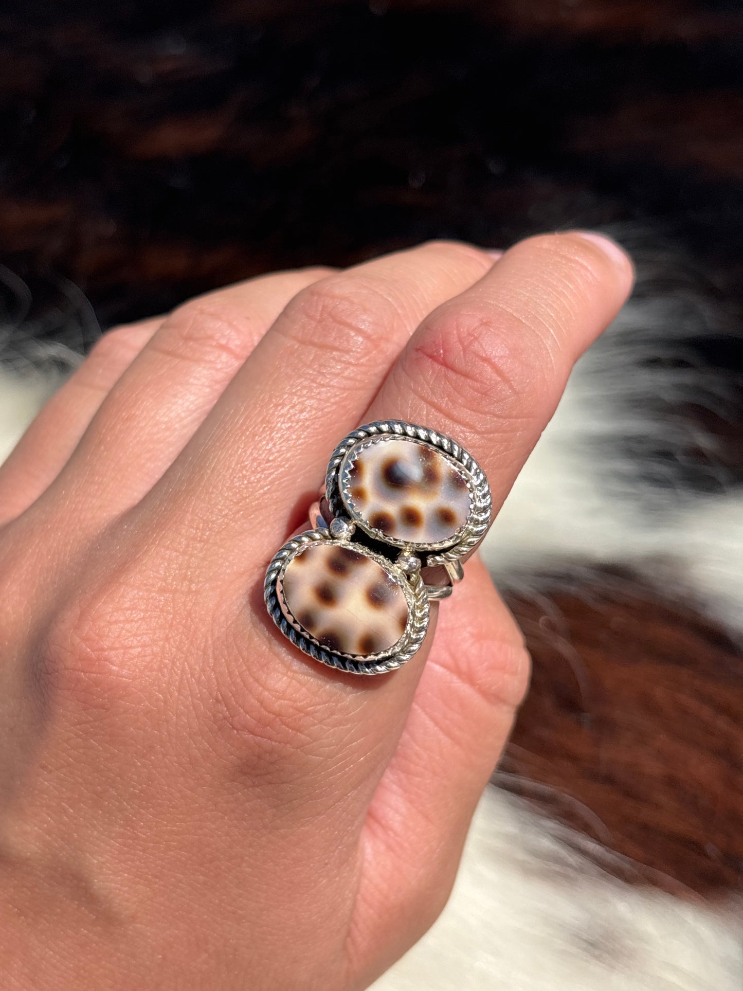 Native American, Hand-Made, Cowrie & Sterling Silver Ring