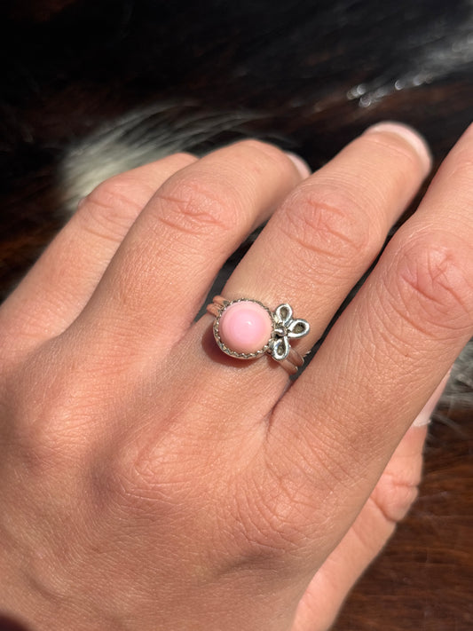 Native American, Hand-Made, Pink Conch & Sterling Silver Ring