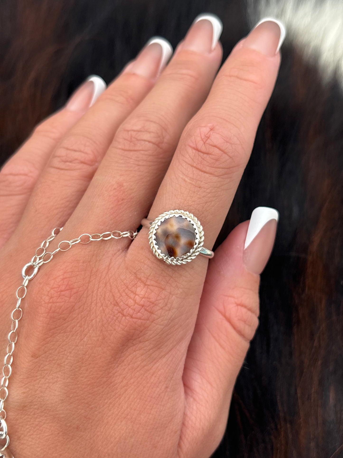 Native American, Hand-Made, Cowrie & Sterling Silver Ring