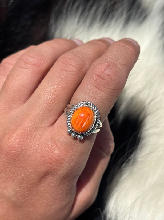 Native American, Hand-Made, Spiny Oyster & Sterling Silver Ring