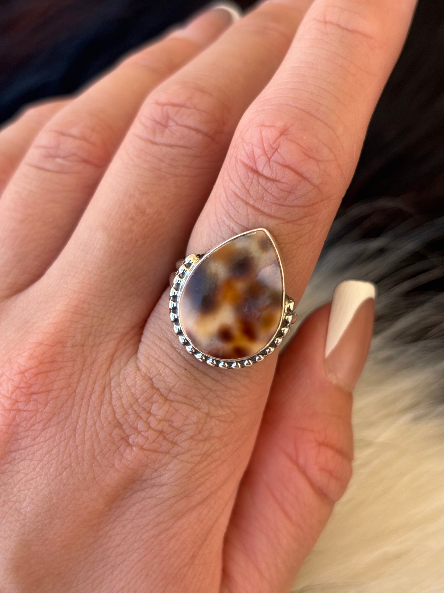 Native American, Hand-Made, Cowrie & Sterling Silver Ring