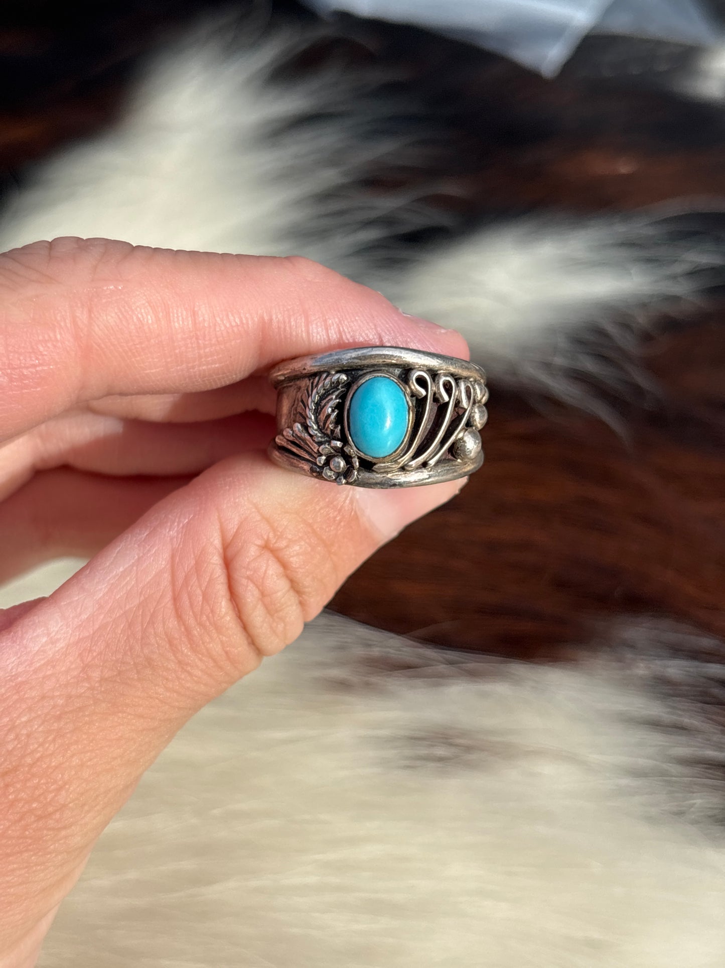 Mens Vintage Native American, Hand-Made, Turquoise & Sterling Silver Ring