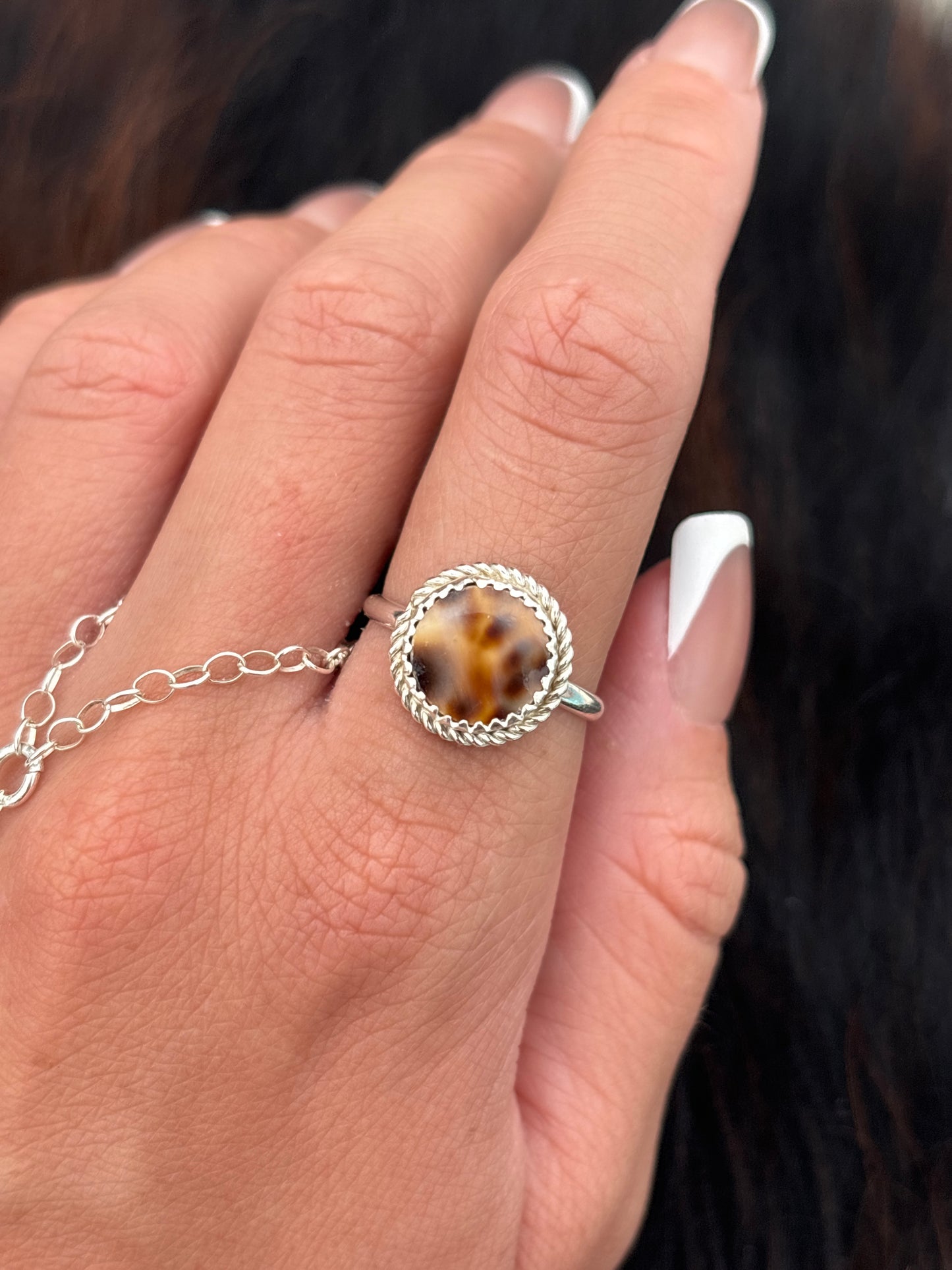 Native American, Hand-Made, Cowrie & Sterling Silver Ring