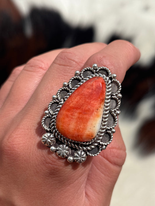 Native American, Hand-Made, Spiny Oyster & Sterling Silver Ring